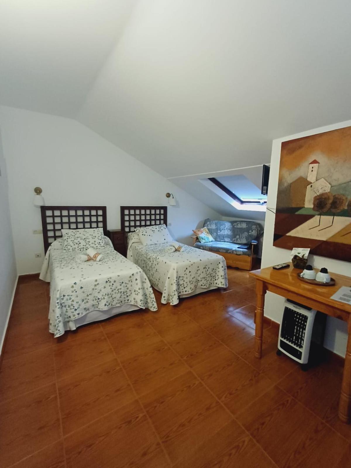 Hotel El Coterin Apartamentos Y Habitaciones Аренас-де-Кабралес Экстерьер фото